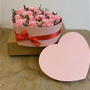Pink rose hat box