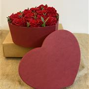 Red rose hat box